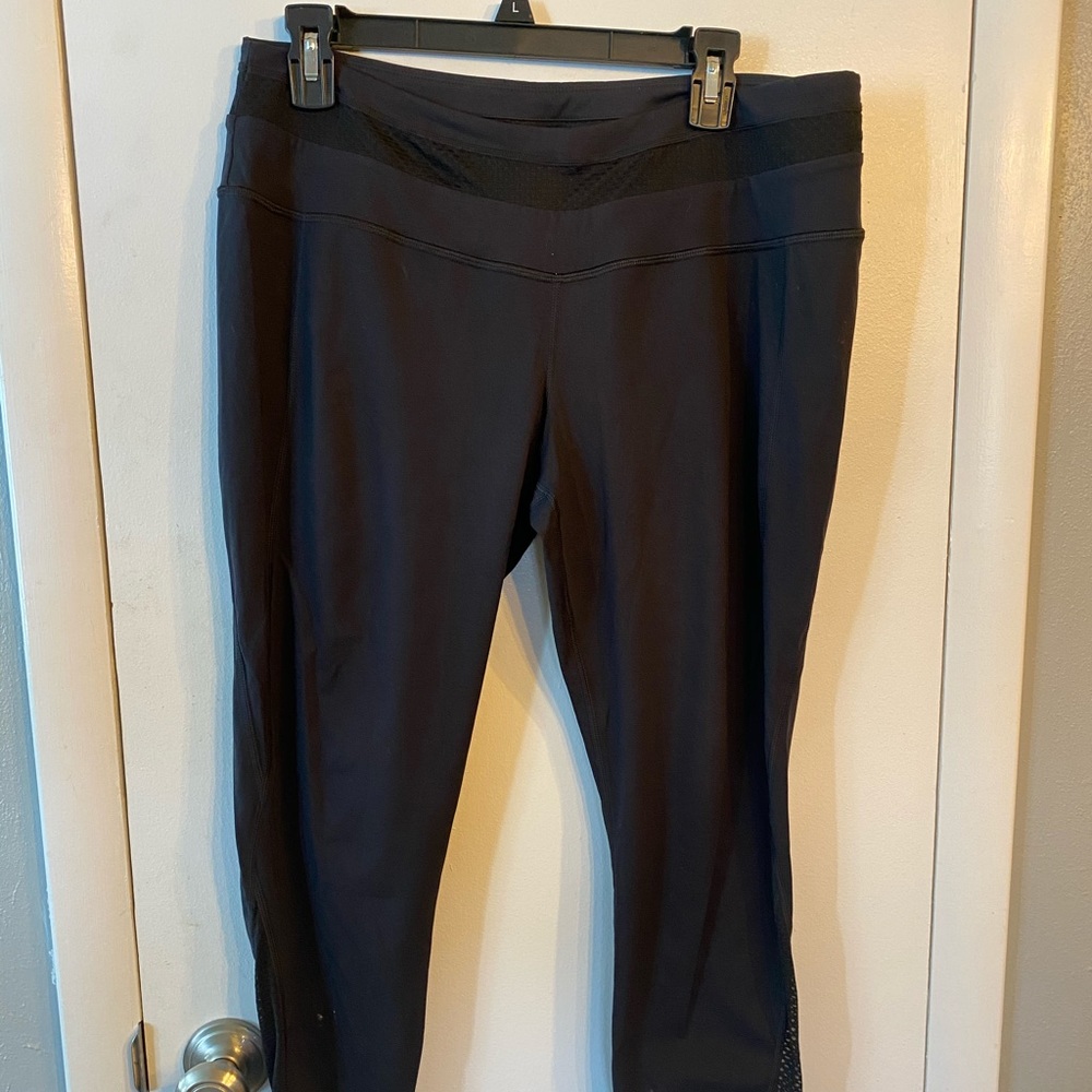 Manduka mesh ankle legging